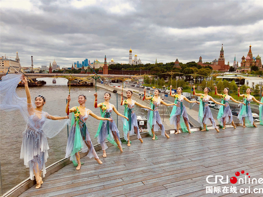 俄克里姆林宫大剧院上演中国文化遗产传播剧《遇见大运河》