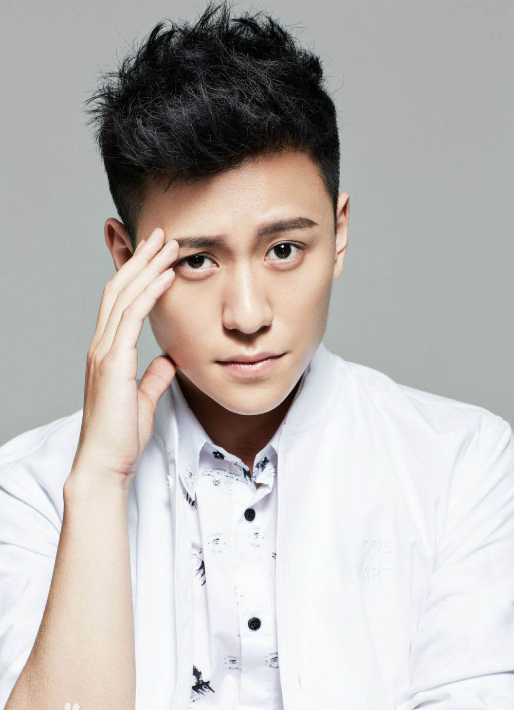 杨紫张一山刘楚恬 “90后”VS“00后”小童星谁更有颜有演技