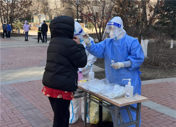 延吉市中医院综合治疗室主管护师耿欣：力扫疫霾清瘴气 眸含秋水暖春城_fororder_延吉2