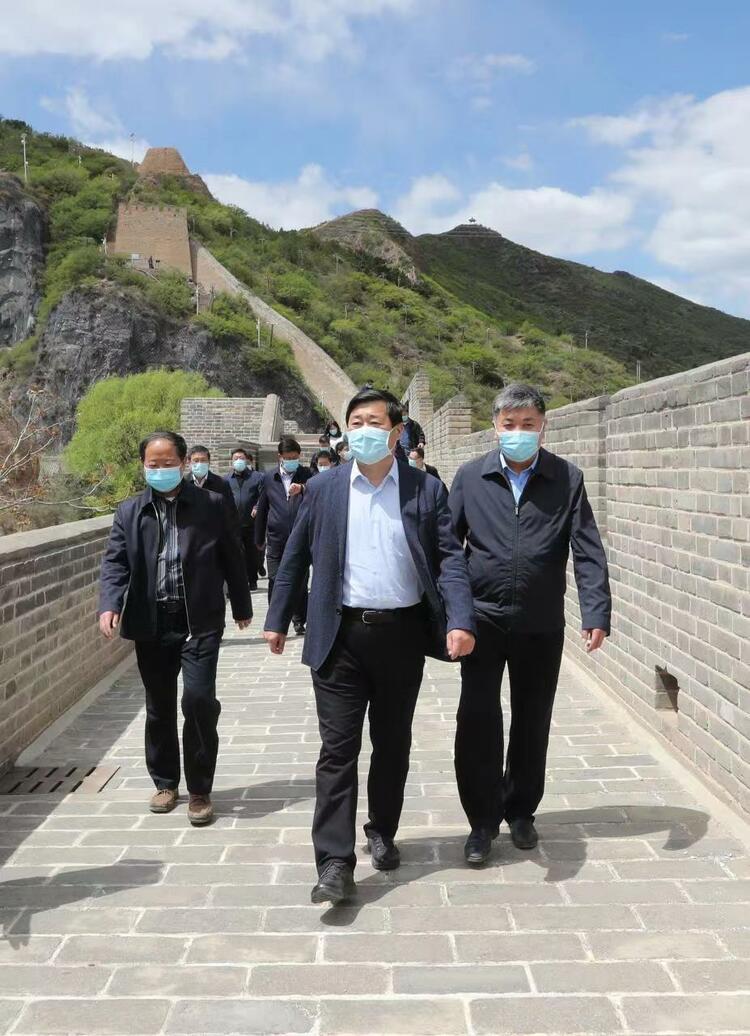 张家口市市长赵文锋在长城国家文化公园（大境门段）调研