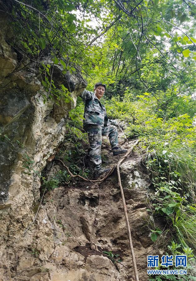 奮斗繪就“新天府”——川蜀大地干群“戰(zhàn)貧”軌跡掃描