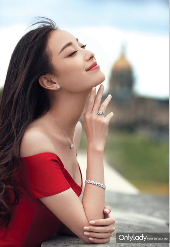 倪妮水中惊艳湿身照太美 揭倪妮出道蜕变史
