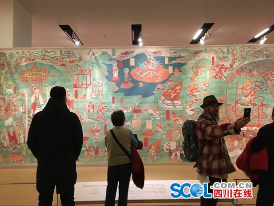 张大千精品进京 最大尺幅敦煌临摹画作等齐亮相(组图)