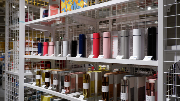 日本国民杂货店LOFT海外首家店入驻上海