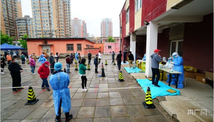 启动流动采样车 设置企业、学校、养老院“专场” 北京丰台区第二轮核酸筛查有“温度”