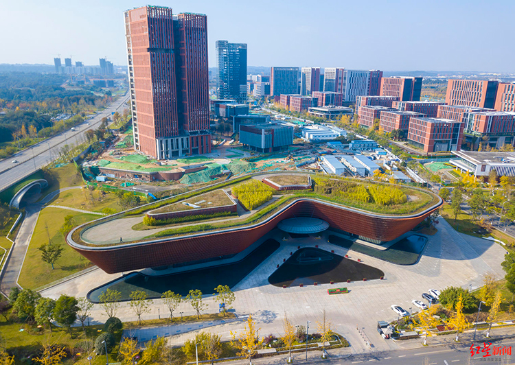 (转载)党代会观察|下一个五年,“建圈强链”对成都意味着什么?_fororder_61a5cc47d9600