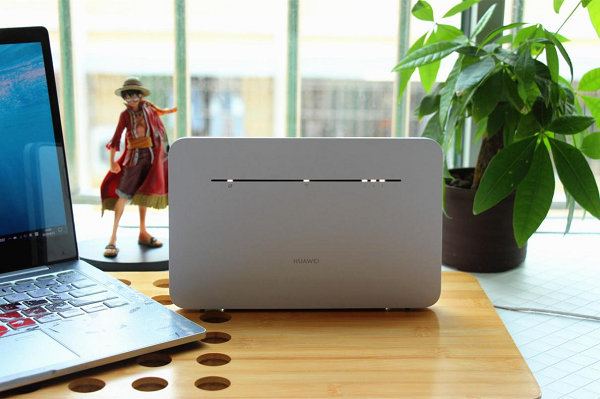 华为移动路由Pro体验:城市短租、合租人群上网这样选最划算