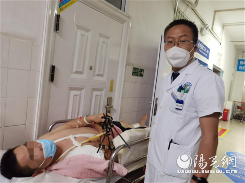 (转载)西安市红会医院骨显微修复外科成功完成高难度复杂断臂再植手术