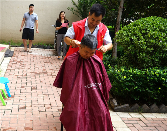 【B】河南省灵宝市涧西区:党建引领创新路 “红色物业”树标杆