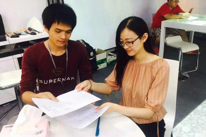 【奋斗者·正青春】“90后”大学生在数字经济大潮中“破浪前行”