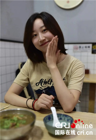 (青年志愿者海外奋斗梦)在联合国机构实习的青年志愿者周梦颖:有一份热,发一分光_fororder_01