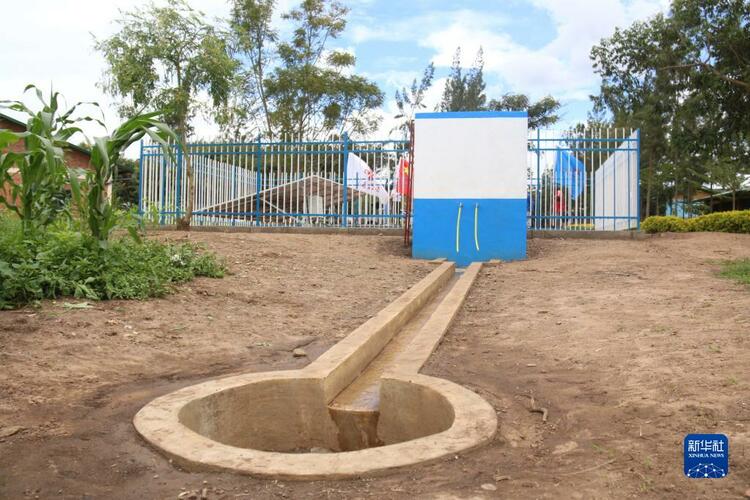 通讯：“千丘之国”里的“生命泉”——记中国援助为卢旺达百姓解决用水难