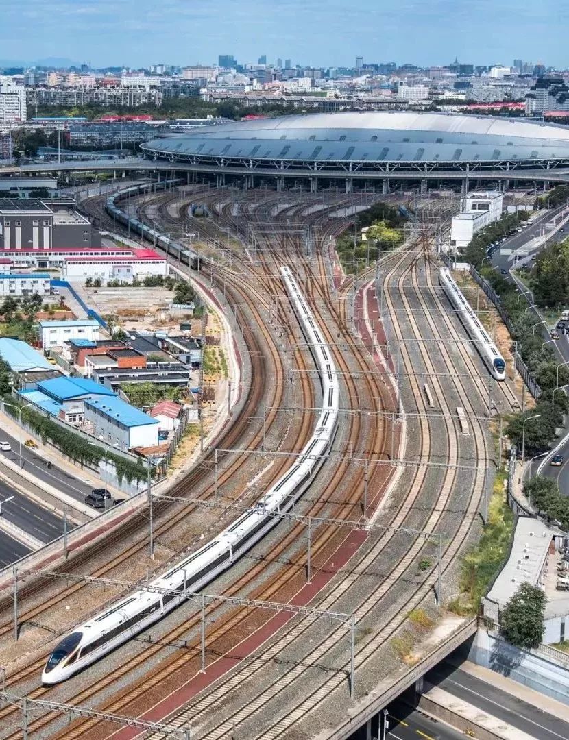 用“神话”的方式打开中国高铁，这对CP我站了！