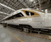 用“神话”的方式打开中国高铁，这对CP我站了！