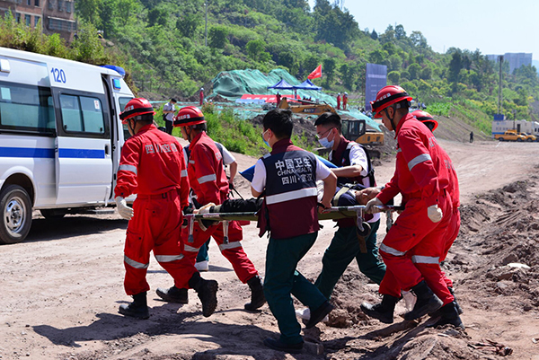 四川举行2022年应对暴雨洪涝与地震地质灾害综合实战演练_fororder_演练现场-供图-四川省应急管理厅