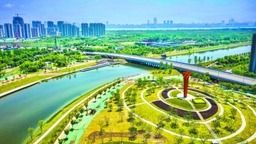 南京江北新区：七里河变成景观河