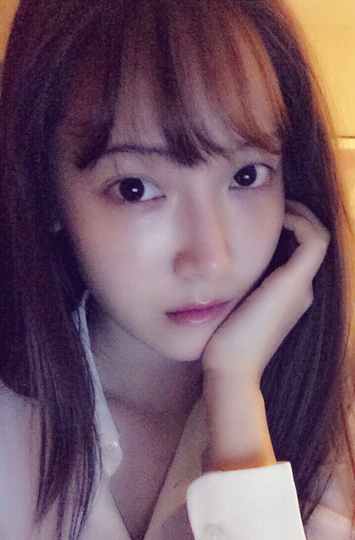 没化妆也美美哒！ 学明星素颜照这么拍才有范