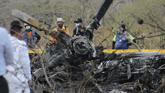 喀麦隆一失联飞机确认坠毁致11人死亡