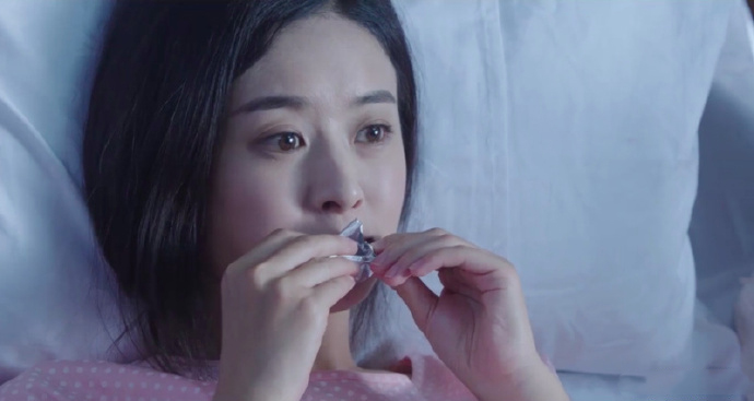 赵丽颖的吃货日常 零食不离手深夜好胃口