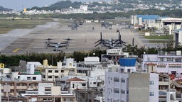 日本冲绳民众举行游行 呼吁减轻美军基地给当地带来的负担_fororder_936