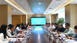 “企业碳风险评级管理系统平台”在南京通过专家评审