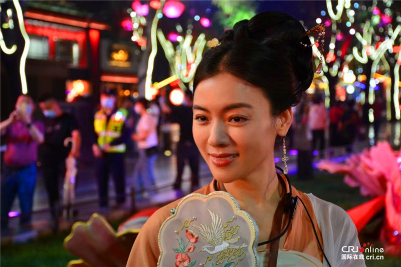 电影《长安·长安》幕后故事吸睛 媒体“网红”探班场面火热_fororder_111