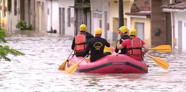 巴西东北部持续降雨 至少2人死亡 33个城镇进入紧急状态