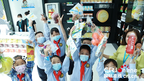 联合国儿童基金会启动公益倡导活动 呼吁人们关注儿童的食物环境_fororder_1