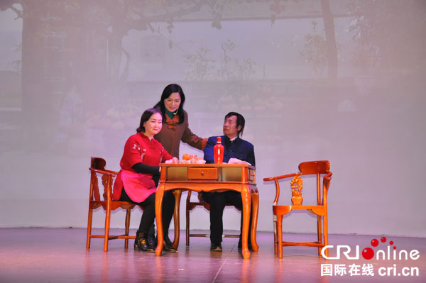 图片默认标题_fororder_《战狼归来》现场剧照（成都商报--供图）