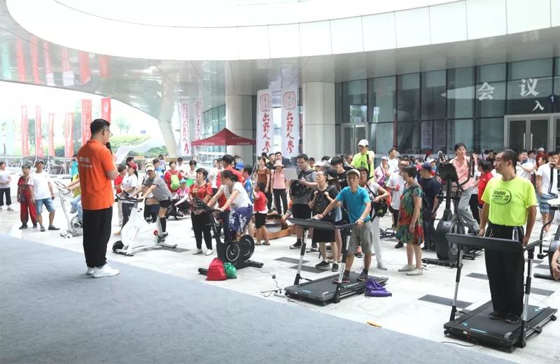 麦瑞克健身器械遭疯狂打卡，引爆2019全民健身节