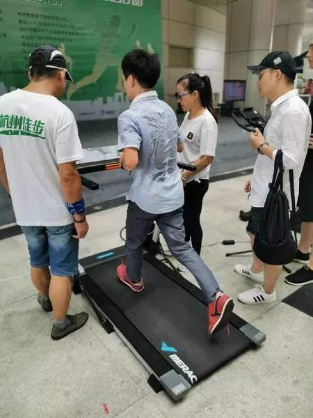 麦瑞克健身器械遭疯狂打卡，引爆2019全民健身节
