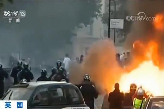 英退役警察介绍英国处理激进示威方式 点赞香港警察