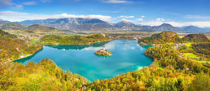 布莱德湖美景似迪斯尼动画 盘点全球媲美童话世界的绝色美景(图)