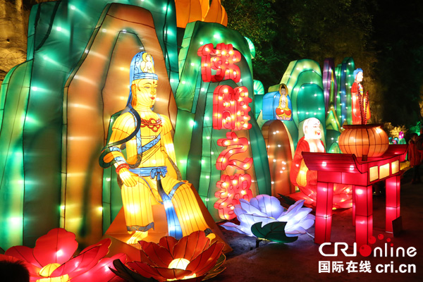 图片默认标题_fororder_图为安岳柠檬小镇迎春灯会现场-陶俊伶-摄影1