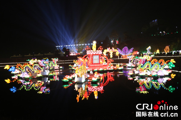 图片默认标题_fororder_图为安岳柠檬小镇迎春灯会现场-陶俊伶-摄影3