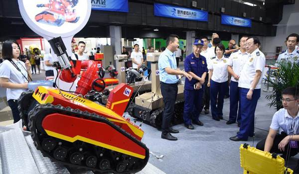 图片默认标题_fororder_jiqiren3