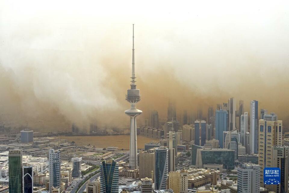 科威特：沙尘来袭_fororder_00