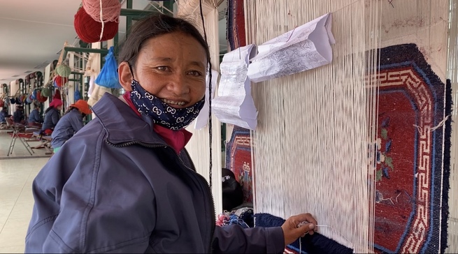 趙雲莎記者が伝えるチベットの今―①ガル県「康楽新居」の幸せな生活_fororder_5