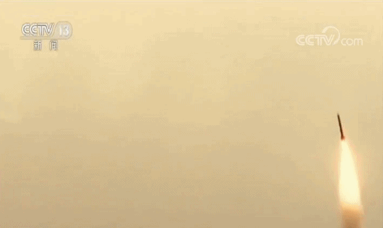 伊朗国产新型防空导弹系统入役