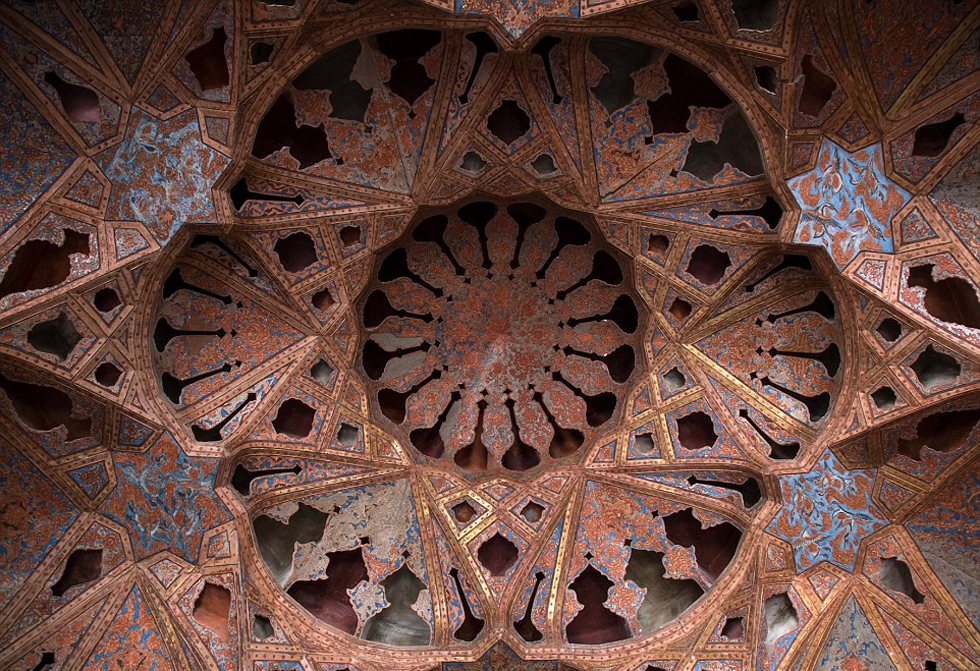 伊朗千年古建筑华丽穹顶美轮美奂炫彩迷人