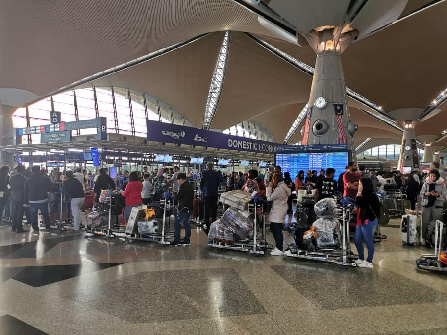 马来西亚吉隆坡两国际机场技术故障仍在修复中