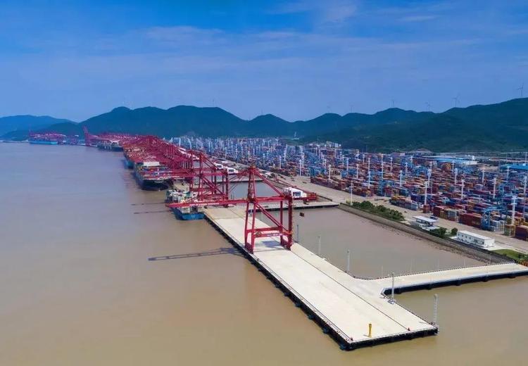 全球第二大单体集装箱码头完成最后“拼图”