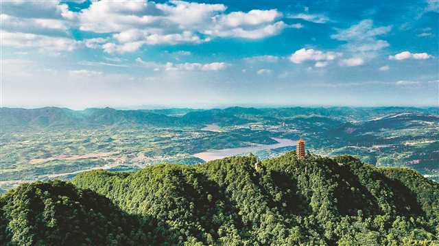 重庆：绿色发展 加快建设山清水秀美丽之地_fororder_2022-05-30-006-301488-5