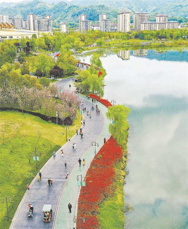 重庆：绿色发展 加快建设山清水秀美丽之地_fororder_2022-05-30-006-301488-4