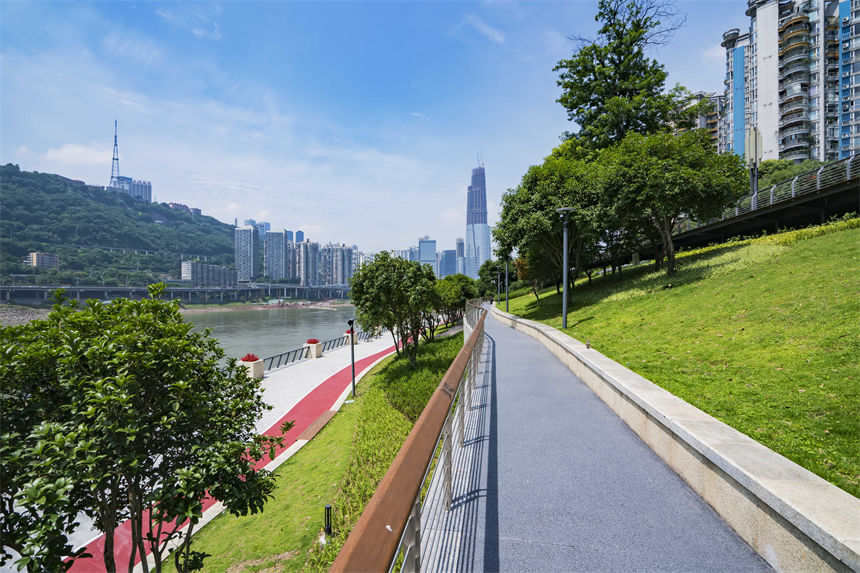 【城市远洋带图】重庆滨江公园:让市民感受“慢”下来的惬意_fororder_LOCAL202205290821000240509213905