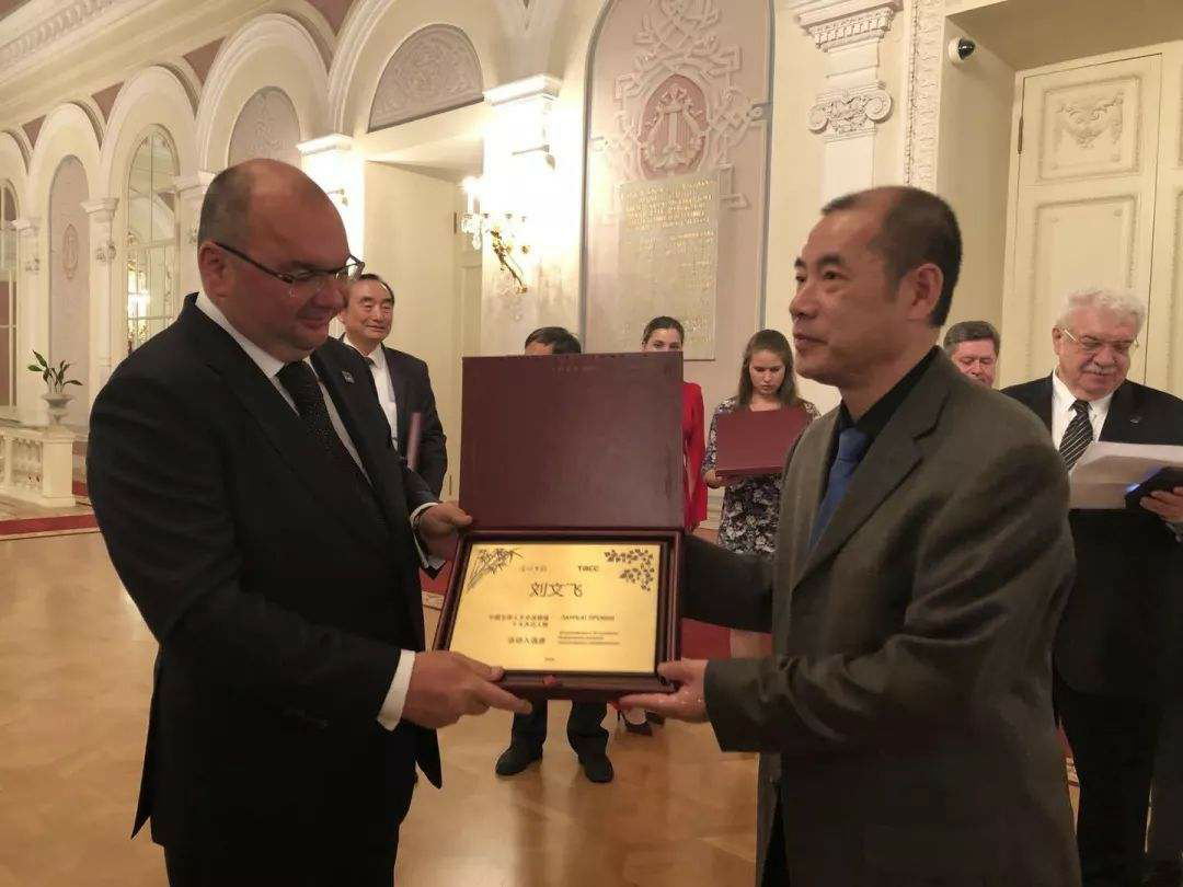 2022高招进行时【专业云讲堂】专访首都师范大学俄语系系主任于明清 2022高招进行时【专业云讲堂】专访首都师范大学俄语系系主任于明清_fororder_3