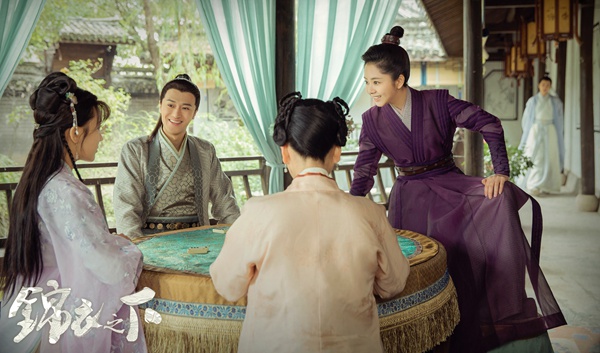 谭松韵《锦衣之下》杀青 首挑古装剧女主引期待