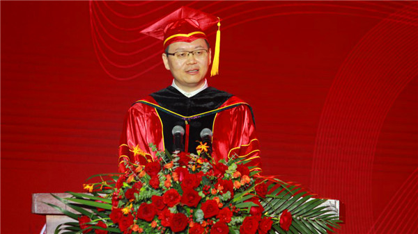 （有修改）西安培华学院举行2020届毕业典礼