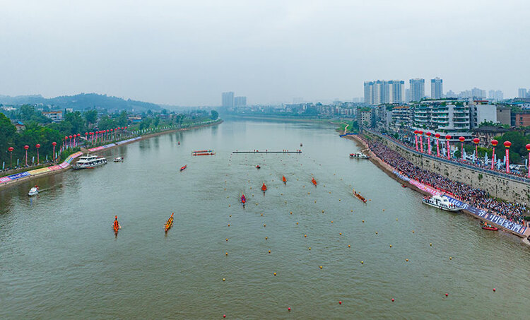 百舟竞渡迎端午 富顺县第二届端午龙舟文化旅游活动精彩上演_fororder_5赛龙舟比赛现场(摄影-廖志全)