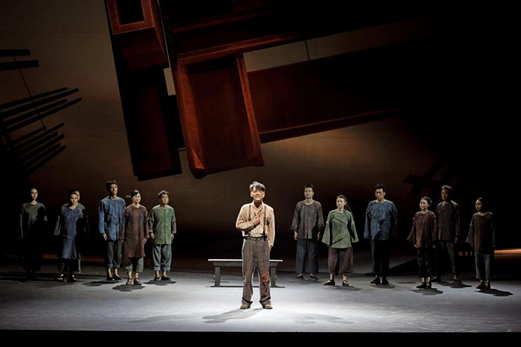 (附相关链接)宜宾原创话剧《雾中灯塔》在成都成功首演